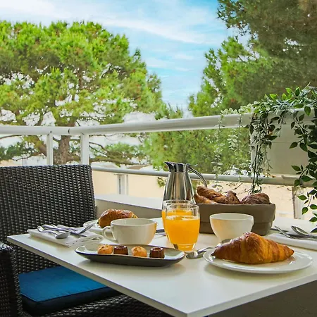 Hotel Le B d'Arcachon-3